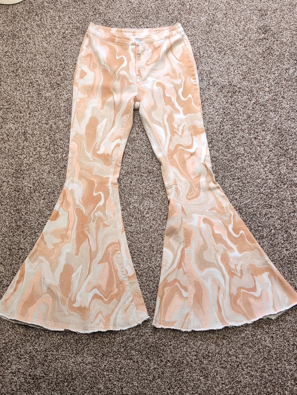 Peach Love Bell bottom Pants Size Small
